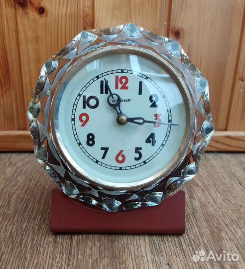 Часы Маяк, Весна,Янтарь