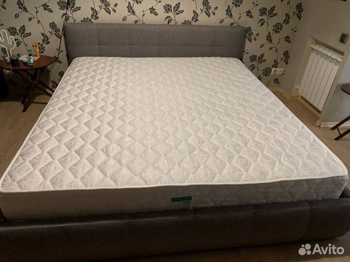 Матрас 140х200 новый