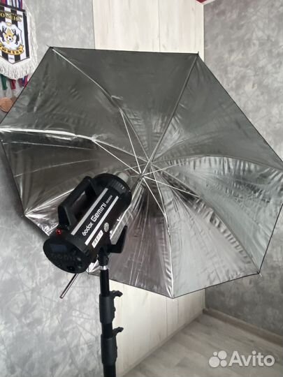 Зонт Falcon Eyes UR-48S серебряный 90см