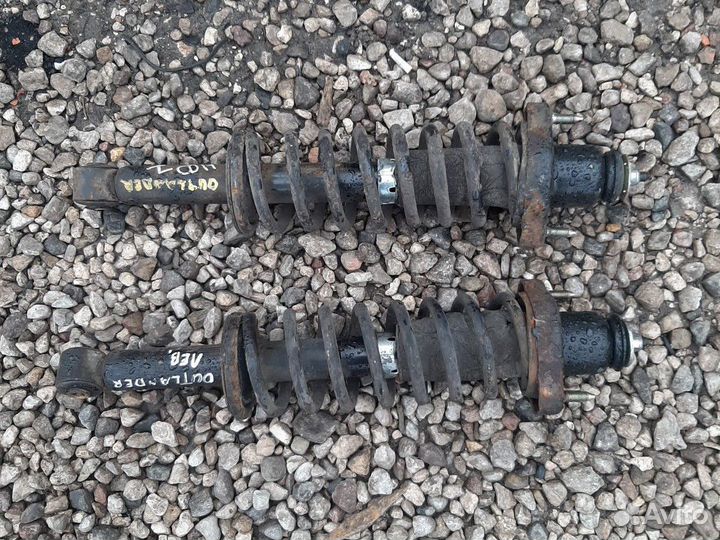 Стойка задняя Мицубиси Аутлендер 1 в сборе оригина