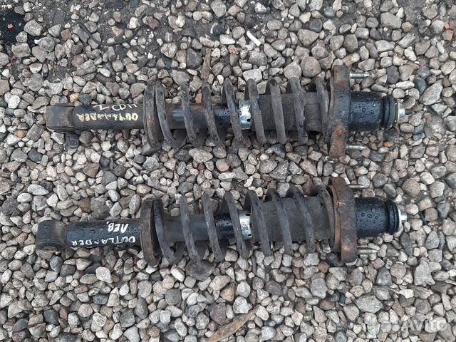 Стойка задняя Мицубиси Аутлендер 1 в сборе оригина