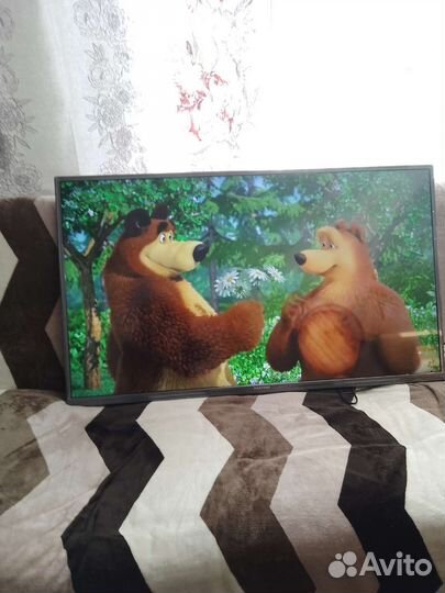 Телевизор ledtv,hartens 43дюйма(109)см, SMART tv