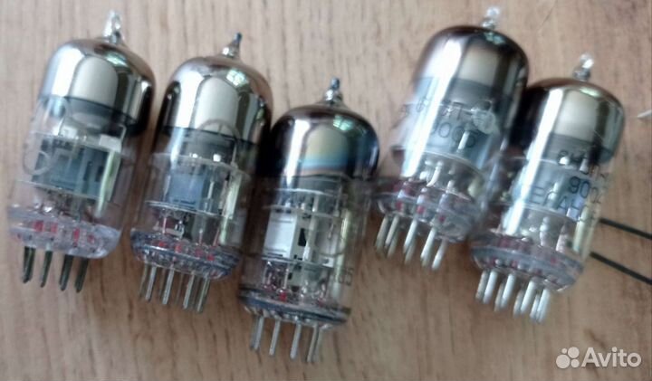 Индикаторная лампа ин-4. Радиолампы