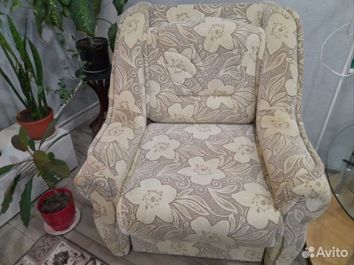 Кресло кровать 2 штуки