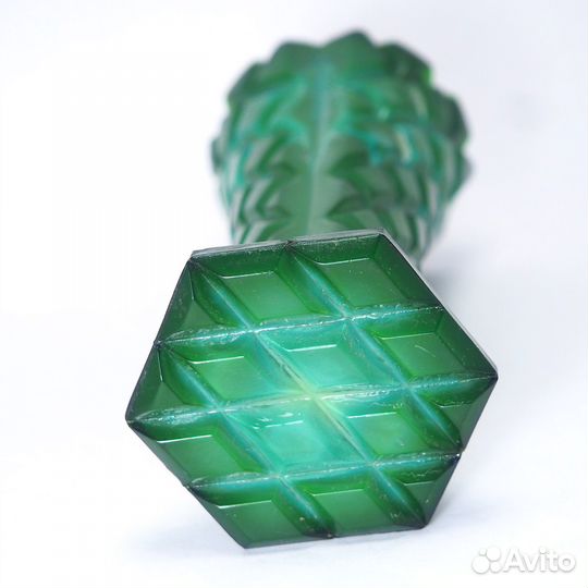 Ваза. Малахитовое стекло. Богемия. Чехия