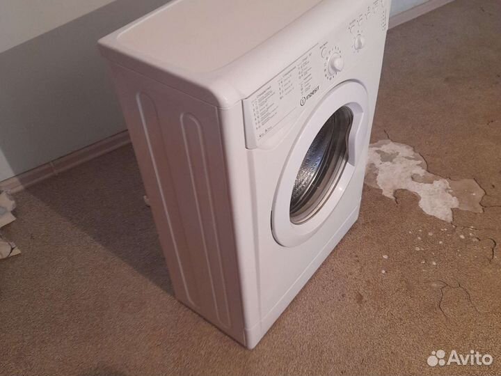 Узкий Индезит 4кг глубина 33см Рабочий Гарантия