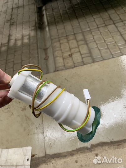 Бензонасос ауди 100