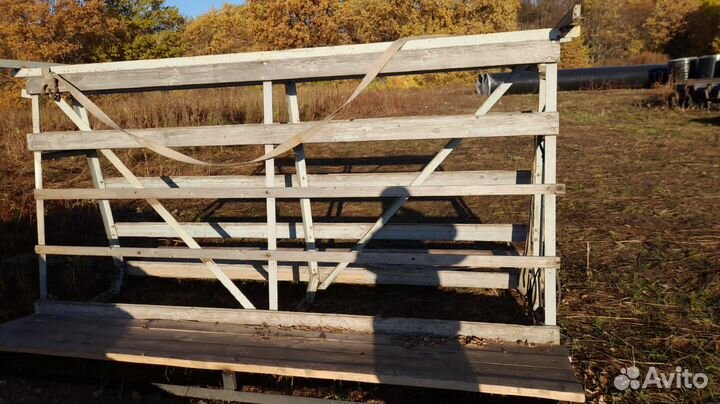 Пирамида для перевозки окон стекла