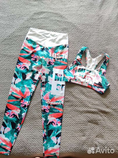 Леггинсы и топ