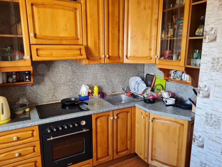 Комната 15 м² в 3-к., 13/14 эт.