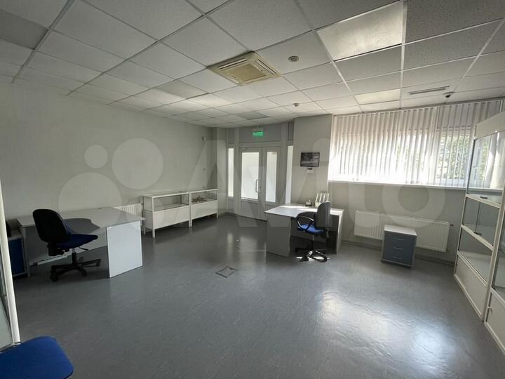 Офис выезде в жилой массив, 75.6 м²