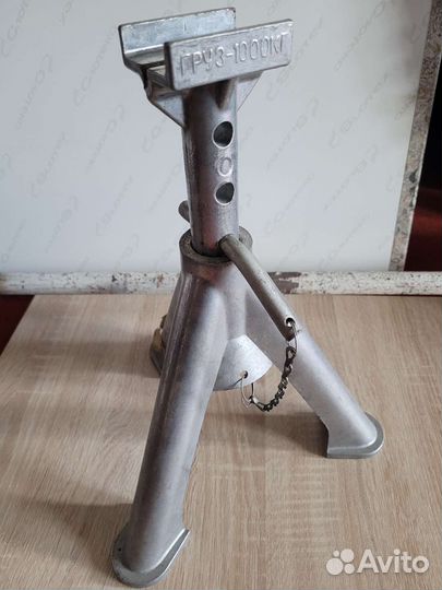 Подставка страховочная под автомобиль