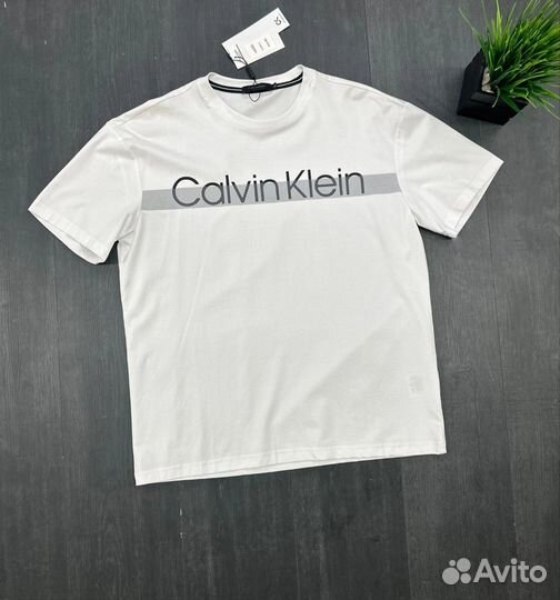 Футболка Calvin Klein