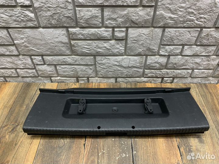 Skoda Octavia A7 Обшивка багажника