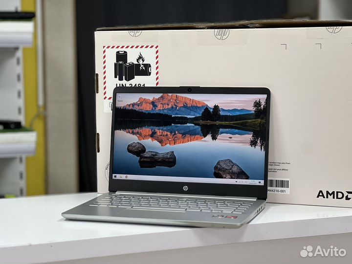 Мощный ноутбук HP Ryzen 7-4700U 8Gb 256 SSD