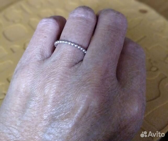 Серебряное кольцо