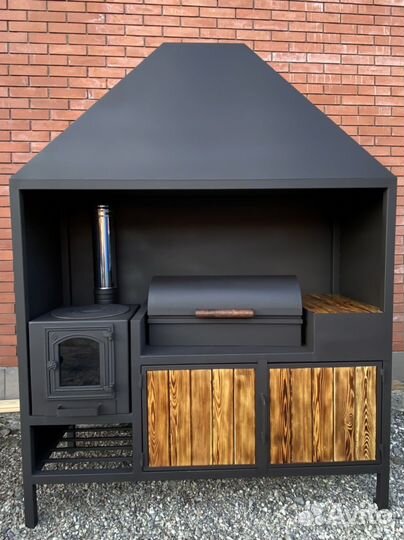 Мангальный комплекс с вытяжным зонтом