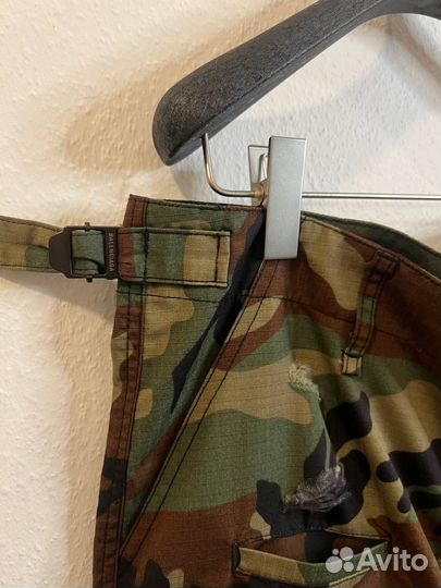 Джинсы Balenciaga fifty fifty камуфляжные