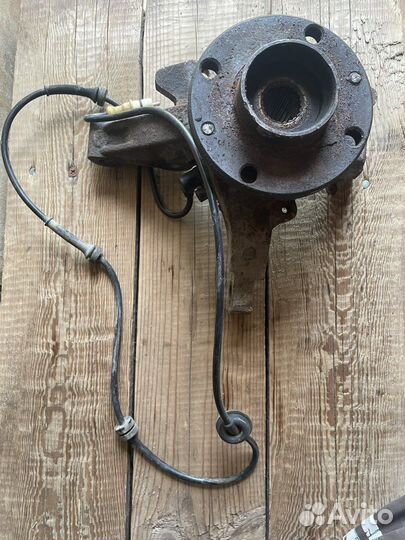 Поворотный кулак фиат альбеа с abs