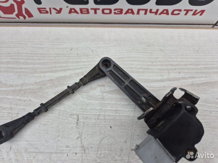 Датчик клиренса задний Land Rover Range Rover L322