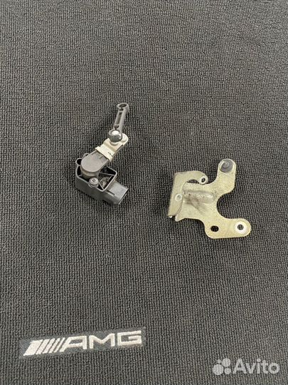 Датчик положения кузова Mercedes Benz оригинал