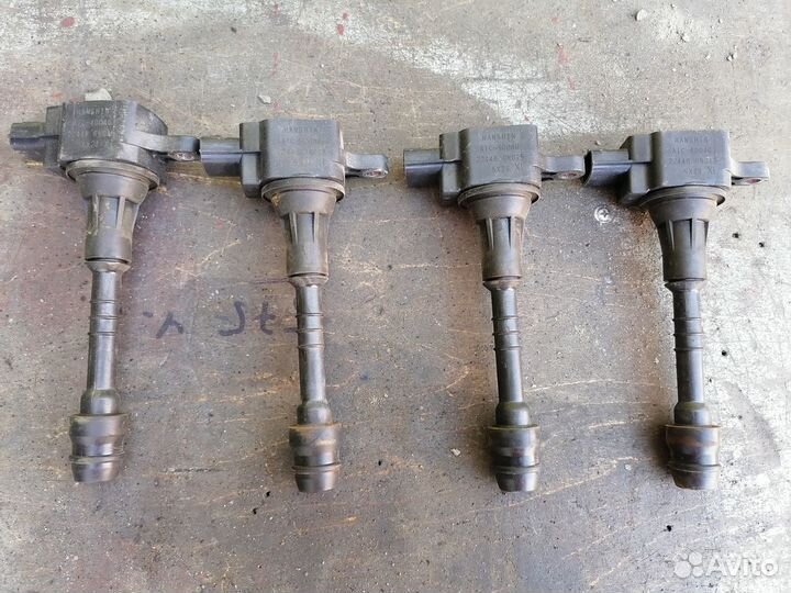 Катушка зажигания Nissan 22448-6N015