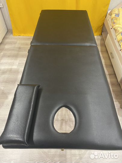 Кушетка косметологическая с регулировкой высоты