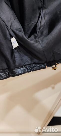 Ветровка кожаная женская