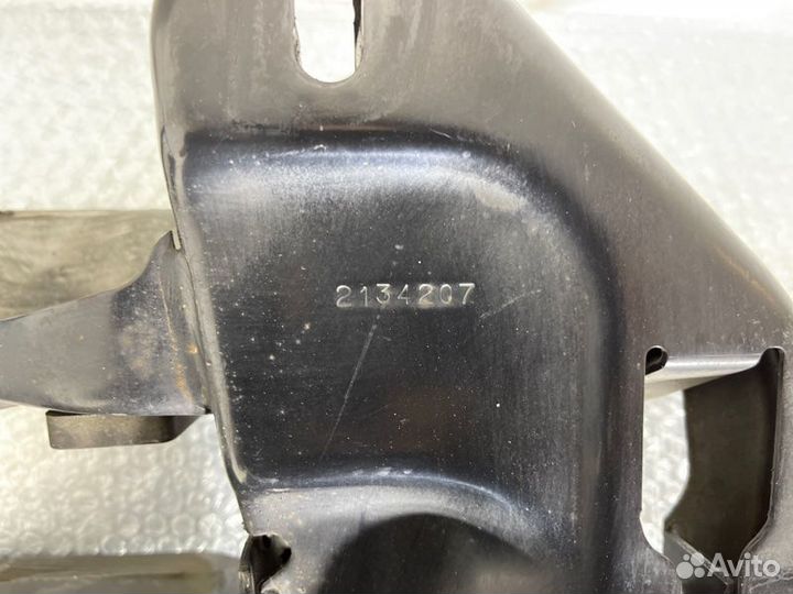 Опора балка АКПП Bmw X5 E70 N55B30 2011