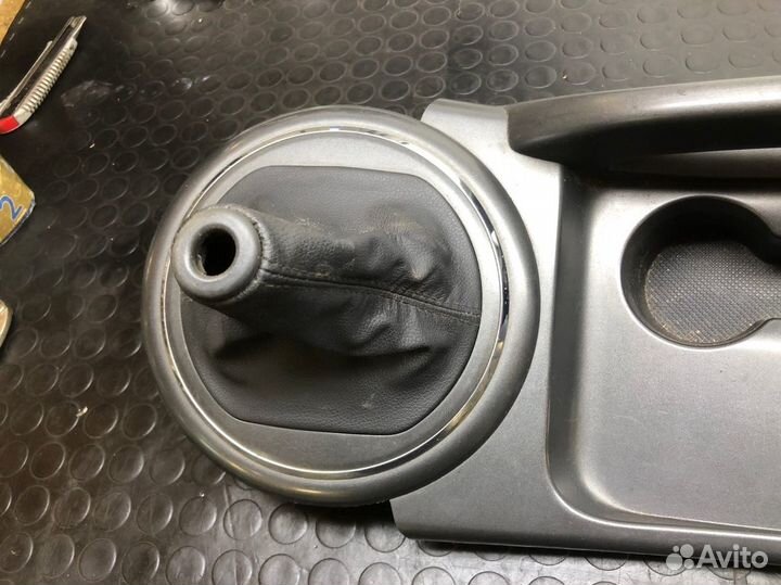 Накладка центральной консоли Kia Sportage 3