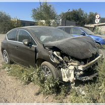 Citroen DS 4 1.6 AT, 2012, битый, 200 000 км, с пробегом, цена 400 000 руб.