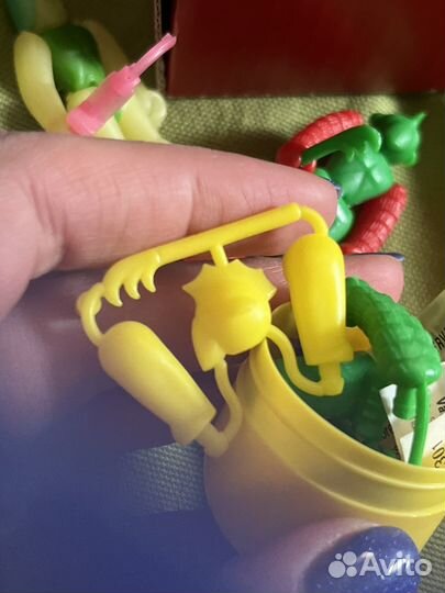 Роботы киндер