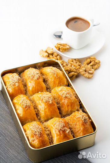 Пахлава с грецким орехом