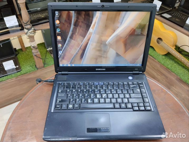 Ноутбук Samsung R460