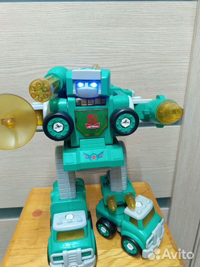 Робот/трансформер 5 в 1
