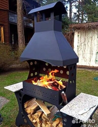 Мангал для дачи с крышей
