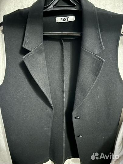 Жилетка женская