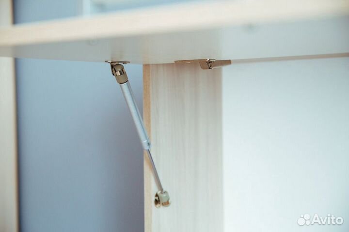 Стол компьютерный