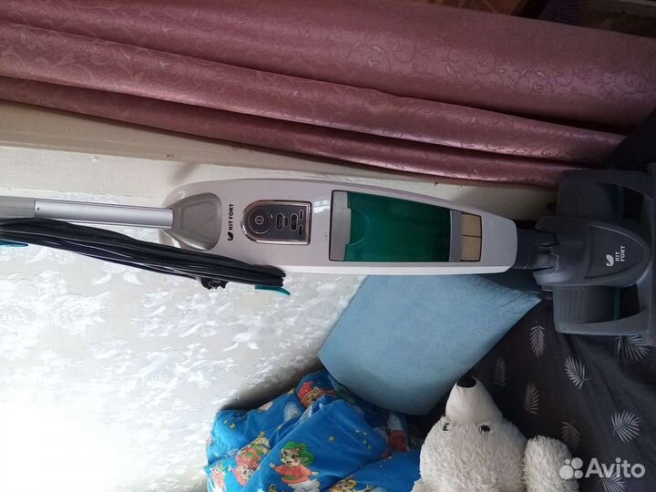 Вертикальный паровый пылесос