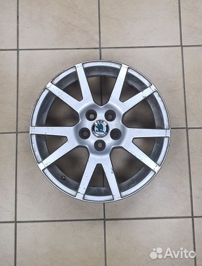 Диск литой R16 5x100 Borbet Spider