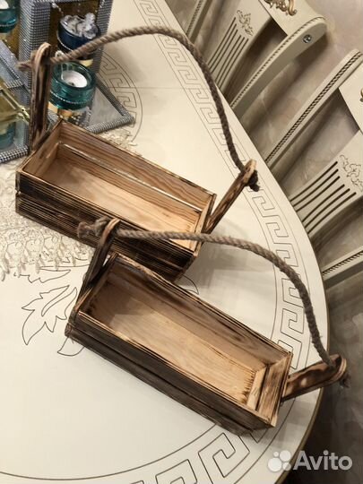 Декоративный деревянный ящик