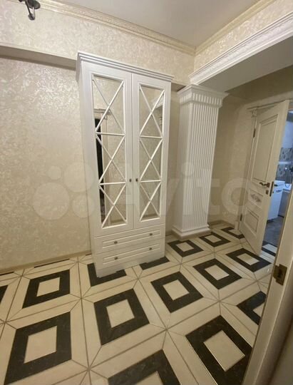 1-к. квартира, 47 м², 8/10 эт.