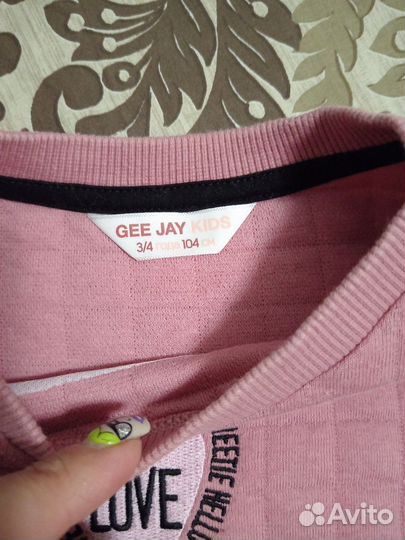 Кофта для девочки 104