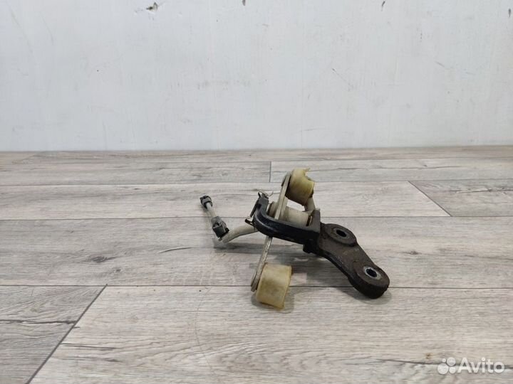 Механизм выбора передач Rezzo