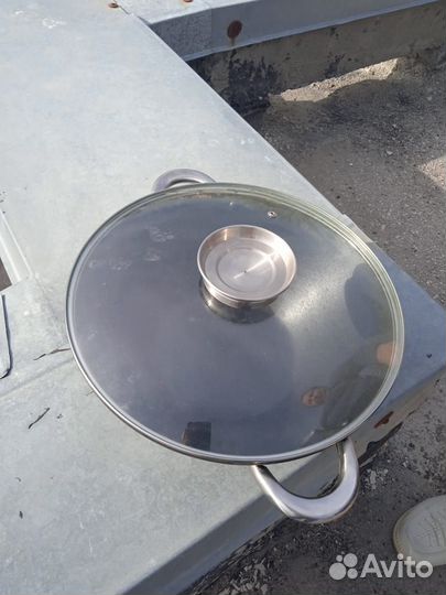 Казан с крышкой