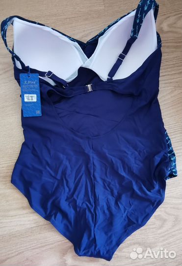 Купальник женский слитный новый, 56 размер