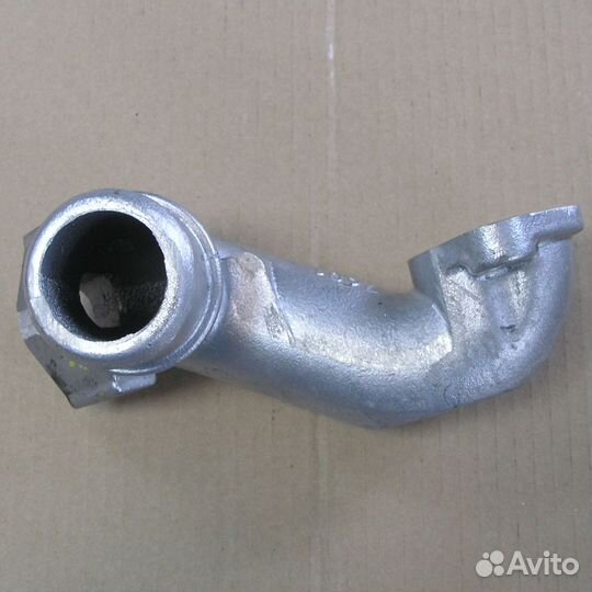 Патрубок теплообменника отводящий (ямз Автодизель)