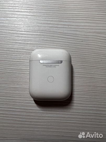 Беспроводные наушники apple airpods 1