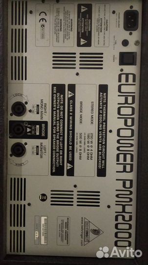 Микшерный пульт behringer