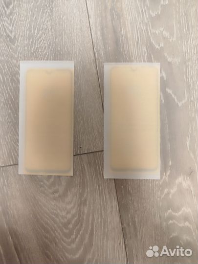 Продам защитное стекло на Honor 10i